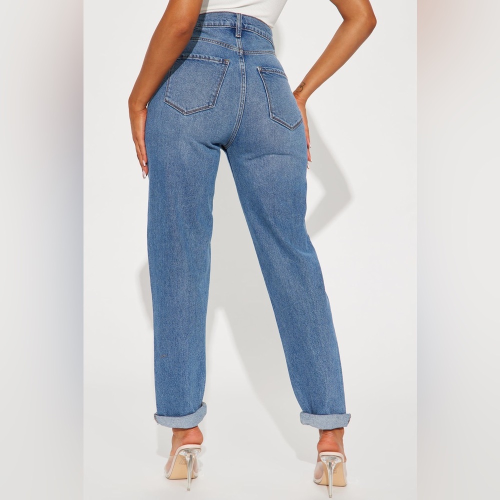 Fashion nova high rise straight jeans